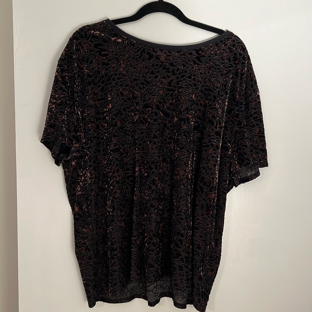 We the free crushed velvet top size medium